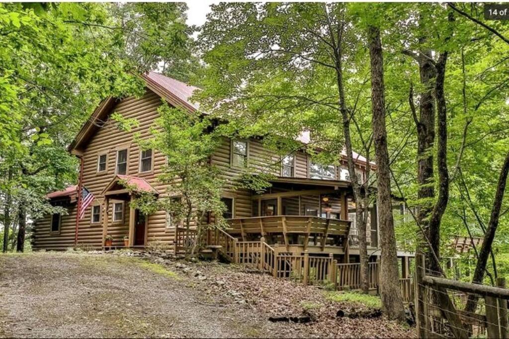 Blue Ridge Bliss- Spacious Cabin, Pets, Hot Tub! 외부 사진