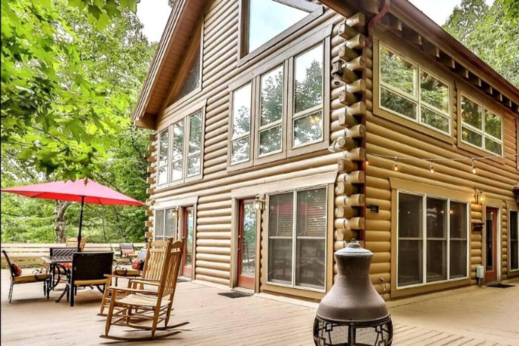 Blue Ridge Bliss- Spacious Cabin, Pets, Hot Tub! 외부 사진