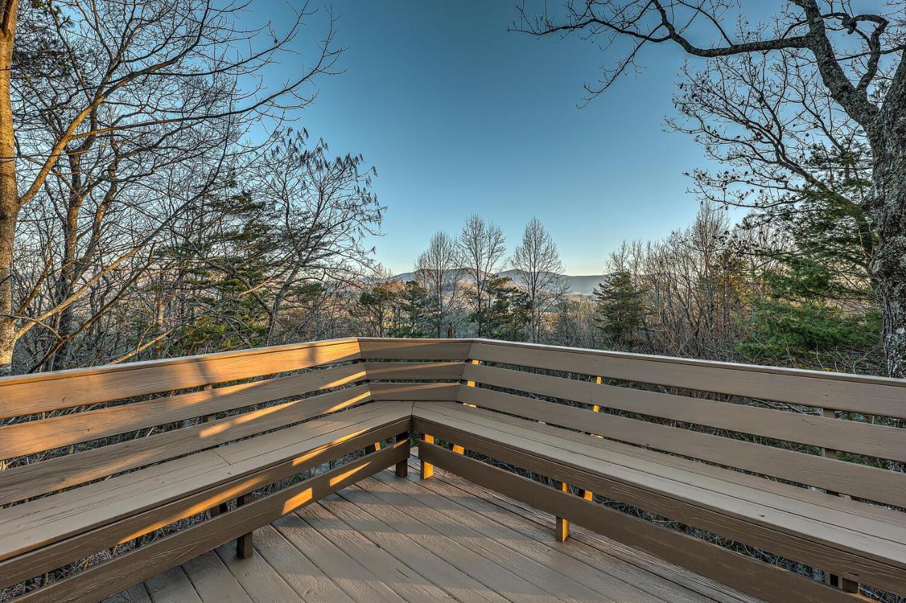 Blue Ridge Bliss- Spacious Cabin, Pets, Hot Tub! 외부 사진